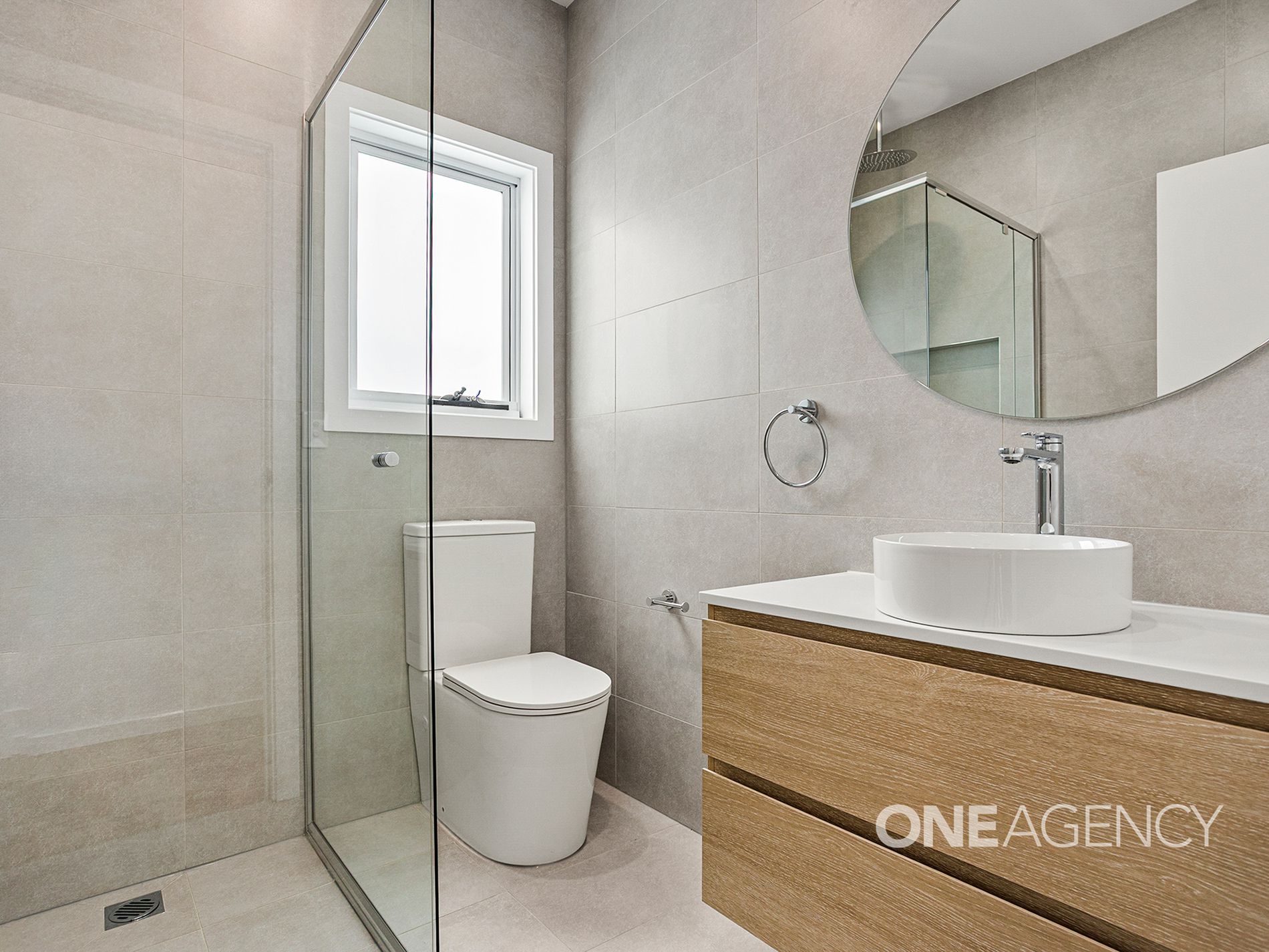 142A Lancaster Drive, Badagarang