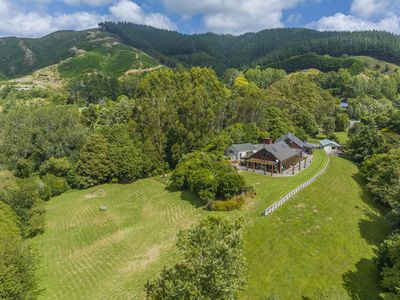 25 Eucalyptus Way, Paraparaumu