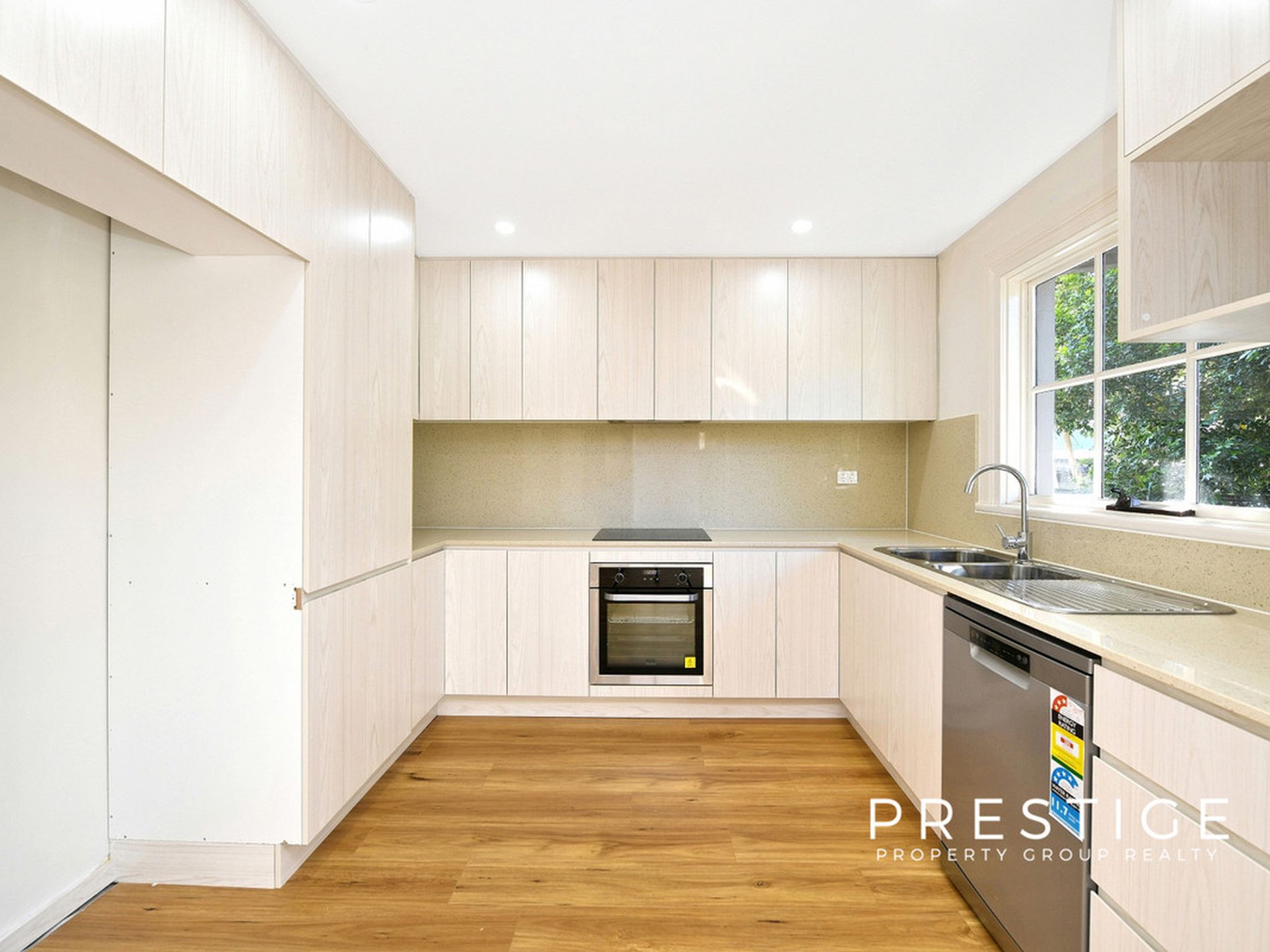 49 Wollongong Road, Arncliffe