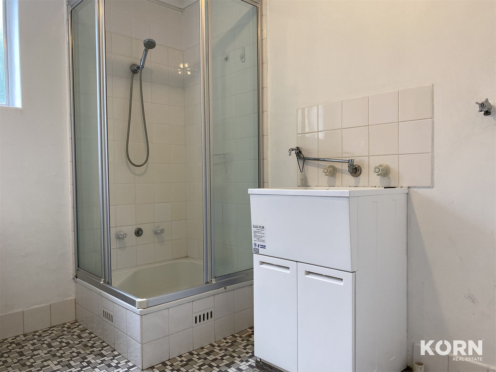 2 / 18 Burbank Ave, Bedford Park
