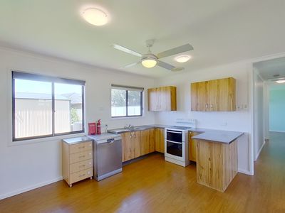26 Salter Drive, Dubbo