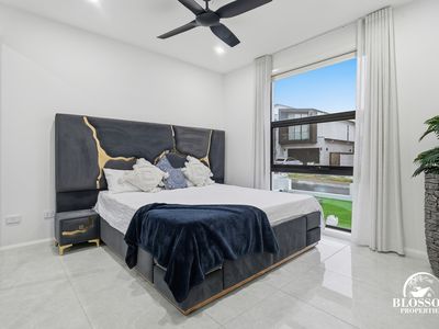 24 Gromark Terrace(THE GABLES), Box Hill