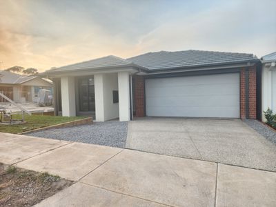 89 Bushranger Drive, Sunbury