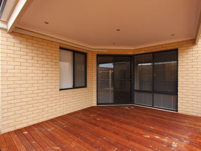 2 / 58 Central Avenue, Ascot