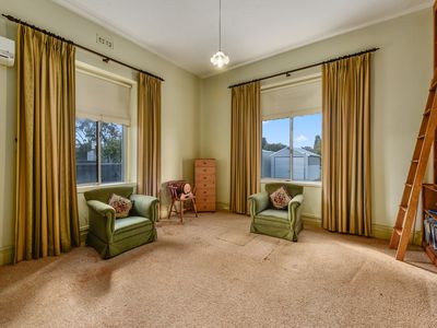 23 MAIN STREET, Millicent