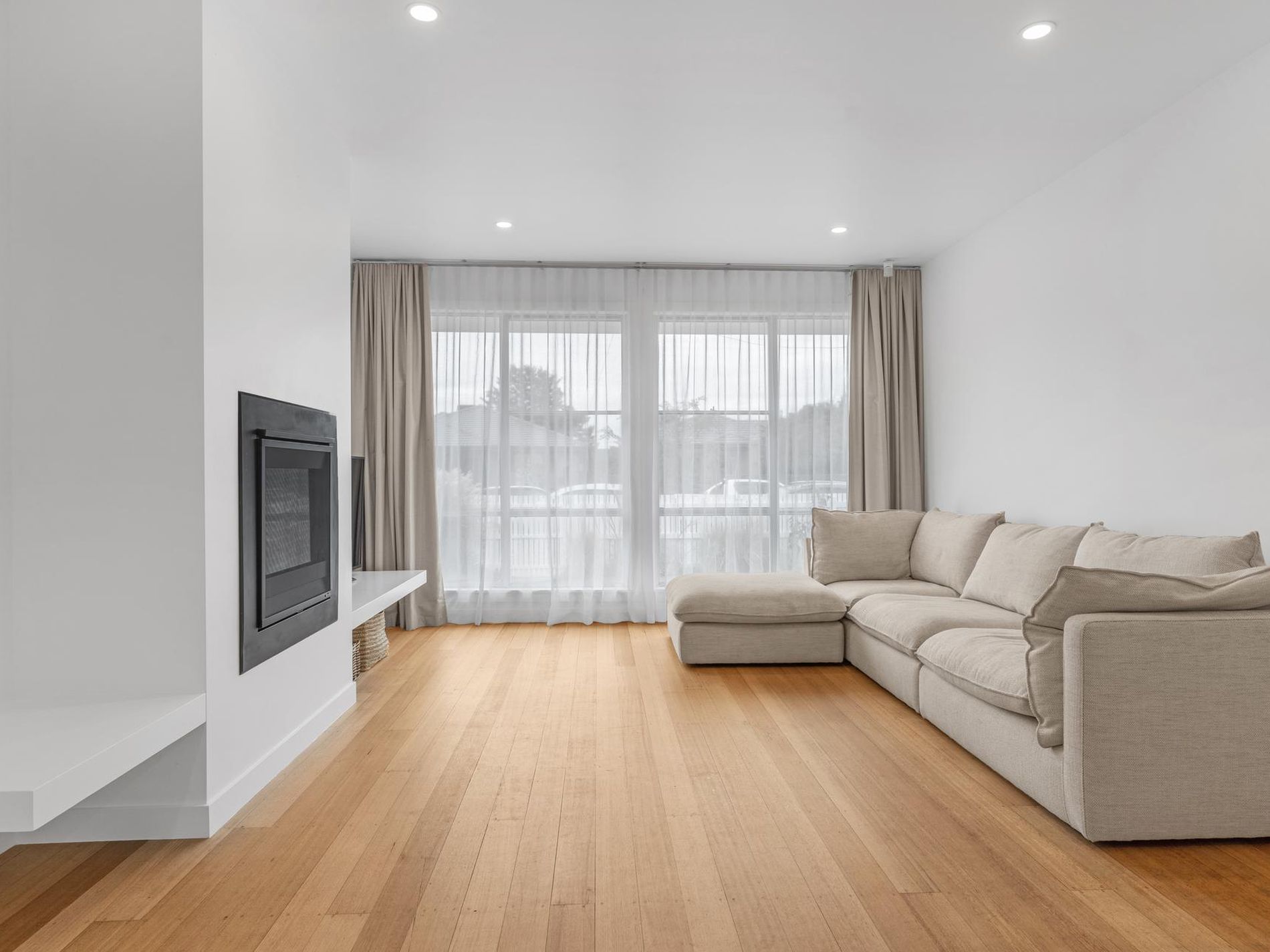 1 / 5 Bradley Street, Newport