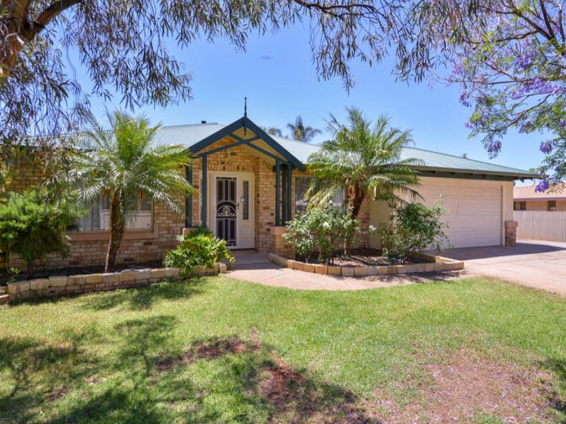 7 Davyhurst Drive, Hannans