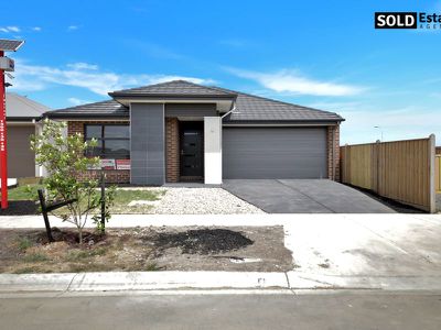 4 Keighery Drive, Clyde North