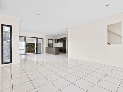 1 / 10 Brassey Street, Ascot
