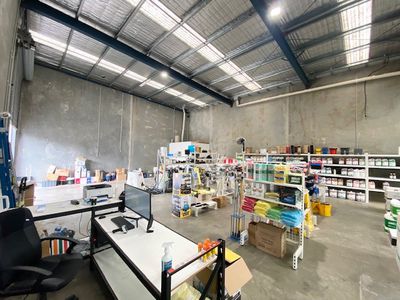 3 / 3 Hammer Court, Hoppers Crossing