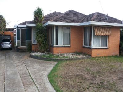 11 Moffatt Crescent, Hoppers Crossing