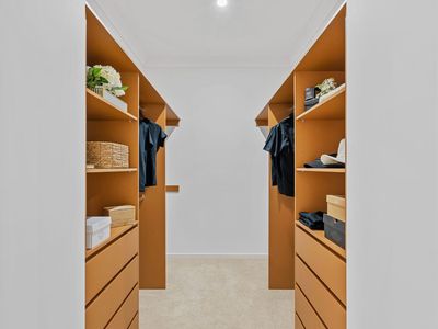 6 Primrose Parade, Wynnum West
