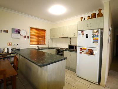 1 / 8 GAGETTI CLOSE, Atherton