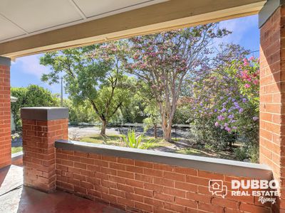 37 Stonehaven Avenue, Dubbo