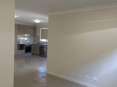 1 / 13 Glenwoods Dr, Glenvale
