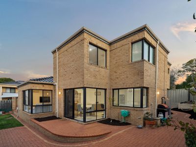 4B Bricknell Road, Attadale