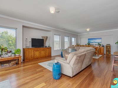 6 Jetty Loop, Yanchep