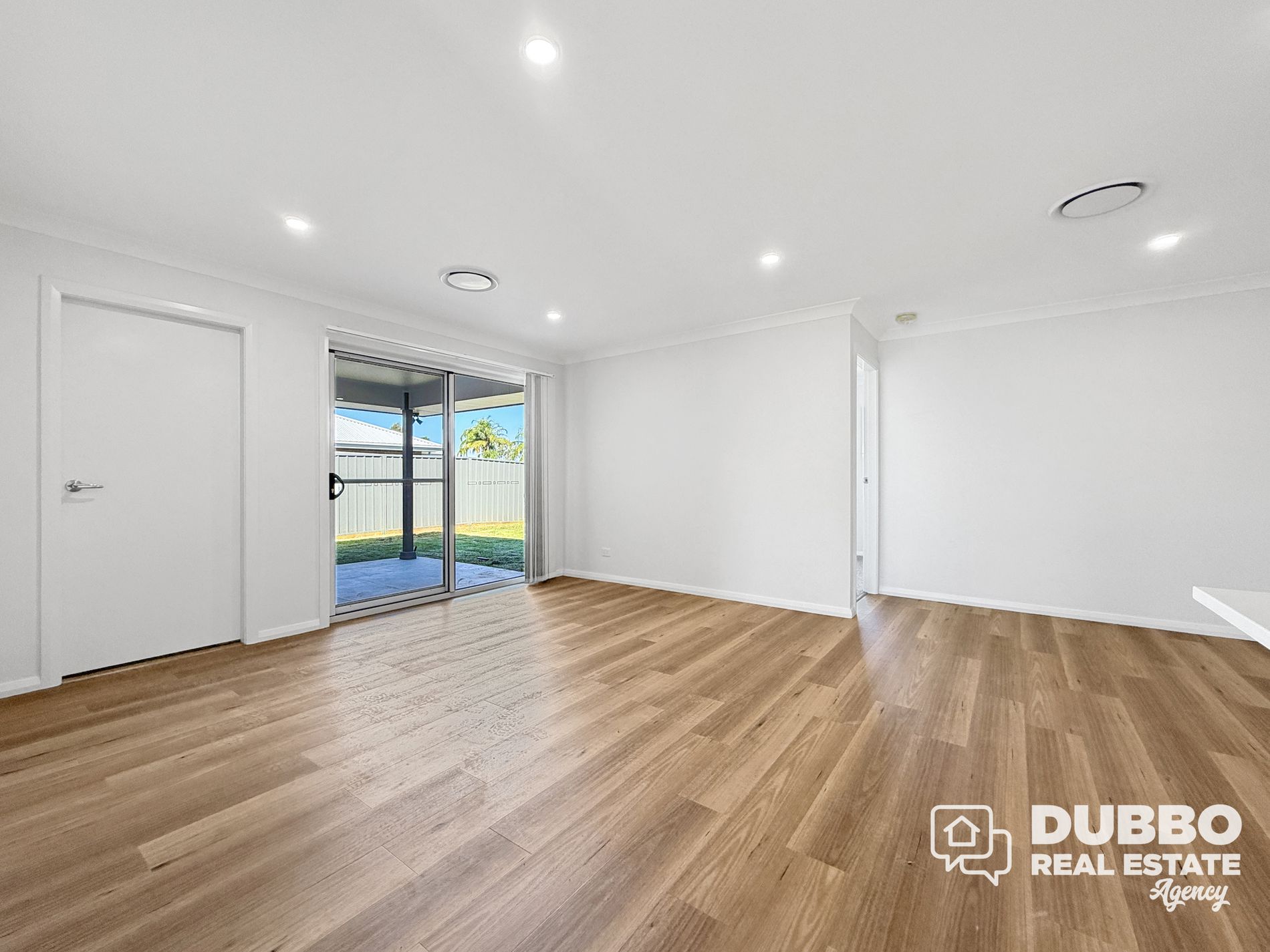 8B Violet Circuit, Dubbo