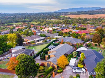 1 / 21 Outlook Drive, Dandenong North