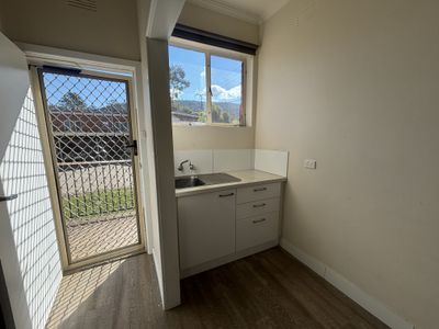 1 / 693 Holmwood Cross, Albury