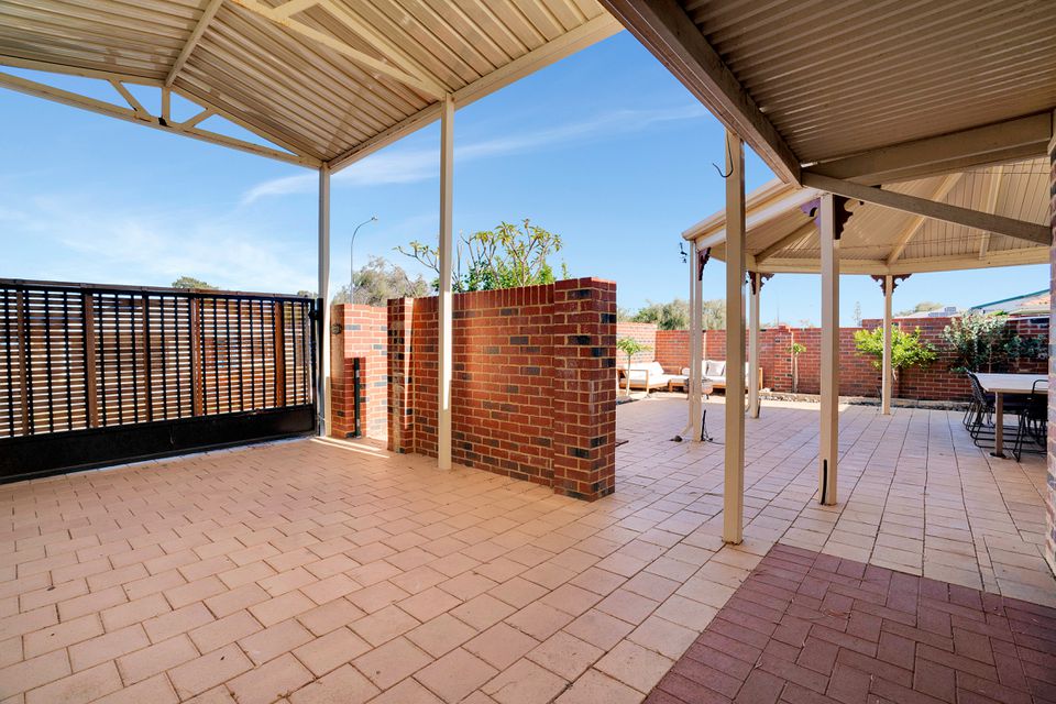 135 Safety Bay Rd, Shoalwater