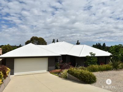 18 KERFERD ROAD, Beechworth