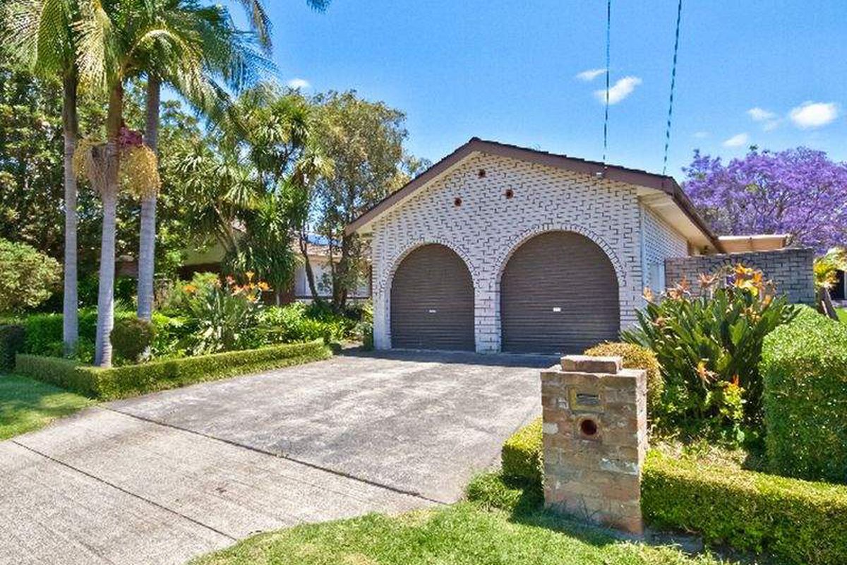 11 Kuburra Road, Erina