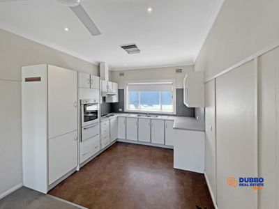 43 Baird Street, Dubbo