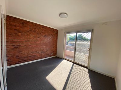 4 / 102 Synnot Street, Werribee