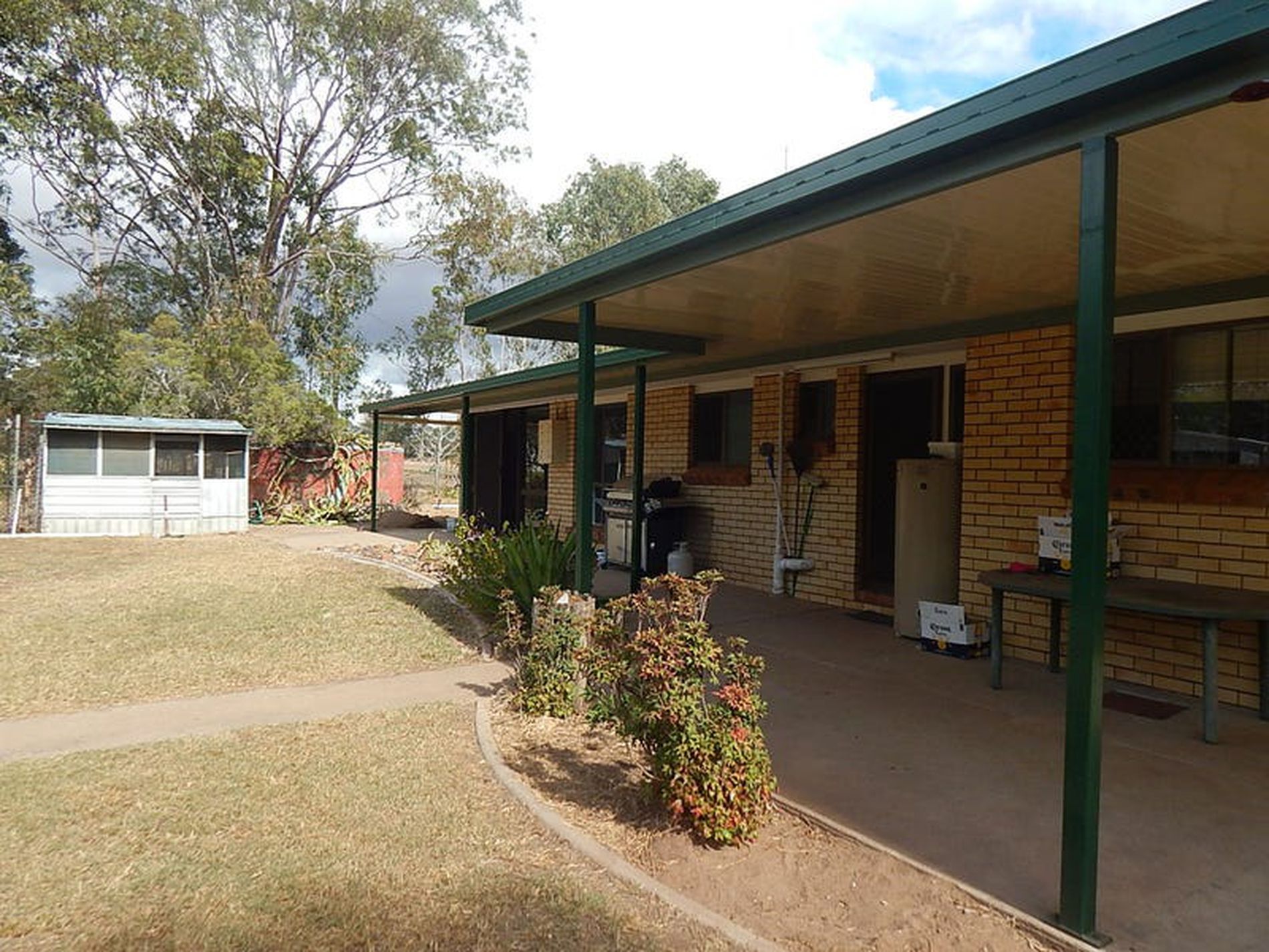 13676 D'Aguilar Highway, Nanango