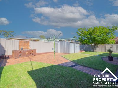 10 Mona Vale Place, Woodbine