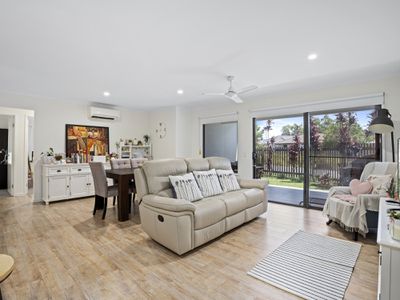 1 / 4 Xenia Street, Pimpama