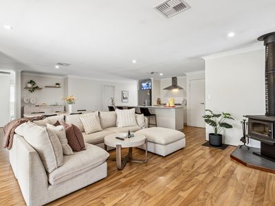 16 Pebley Way, Aveley