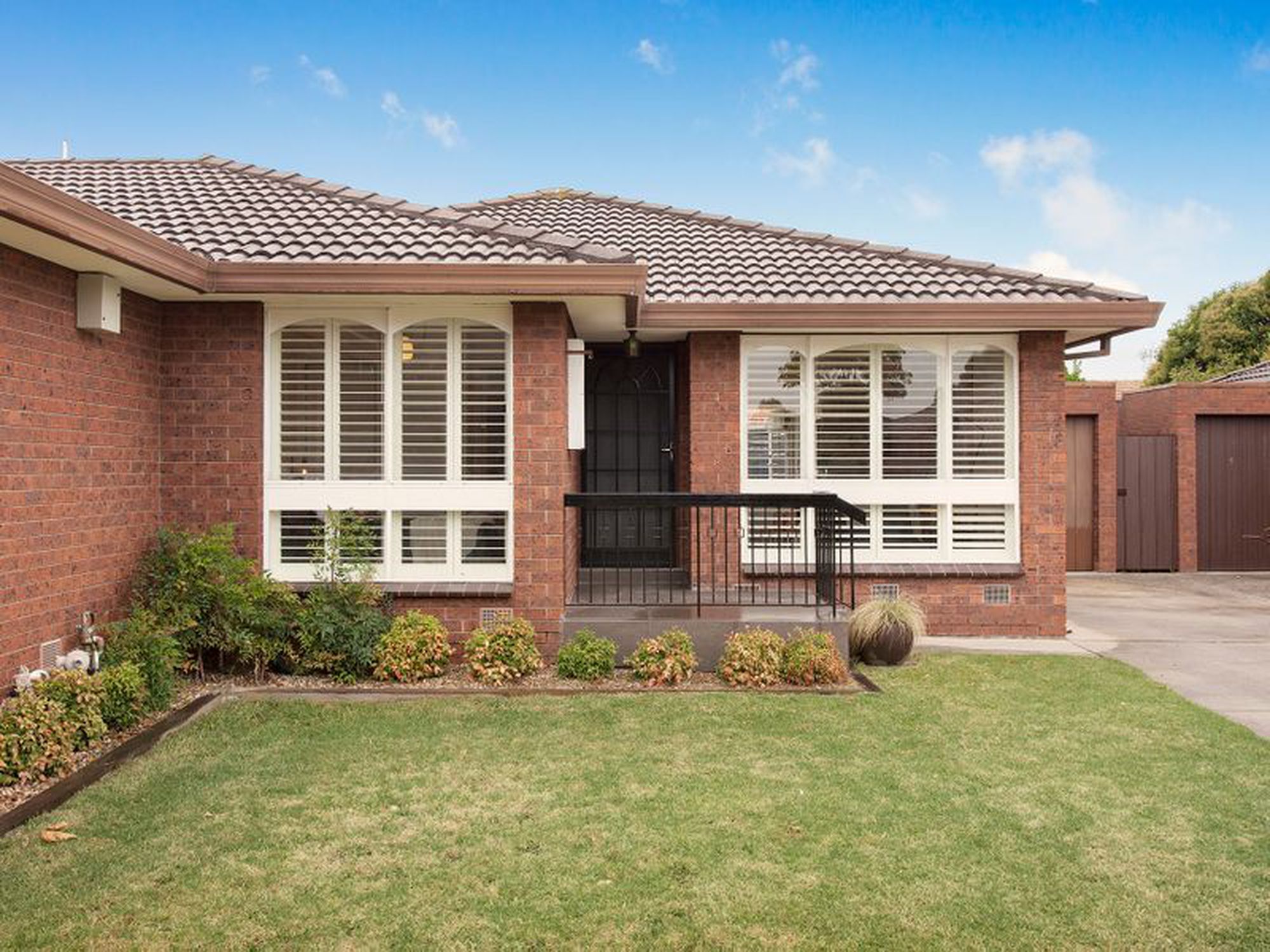 4 / 1-3 Barkly Street, Hughesdale