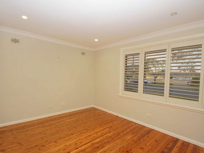 9 Denman Road, Georges Hall