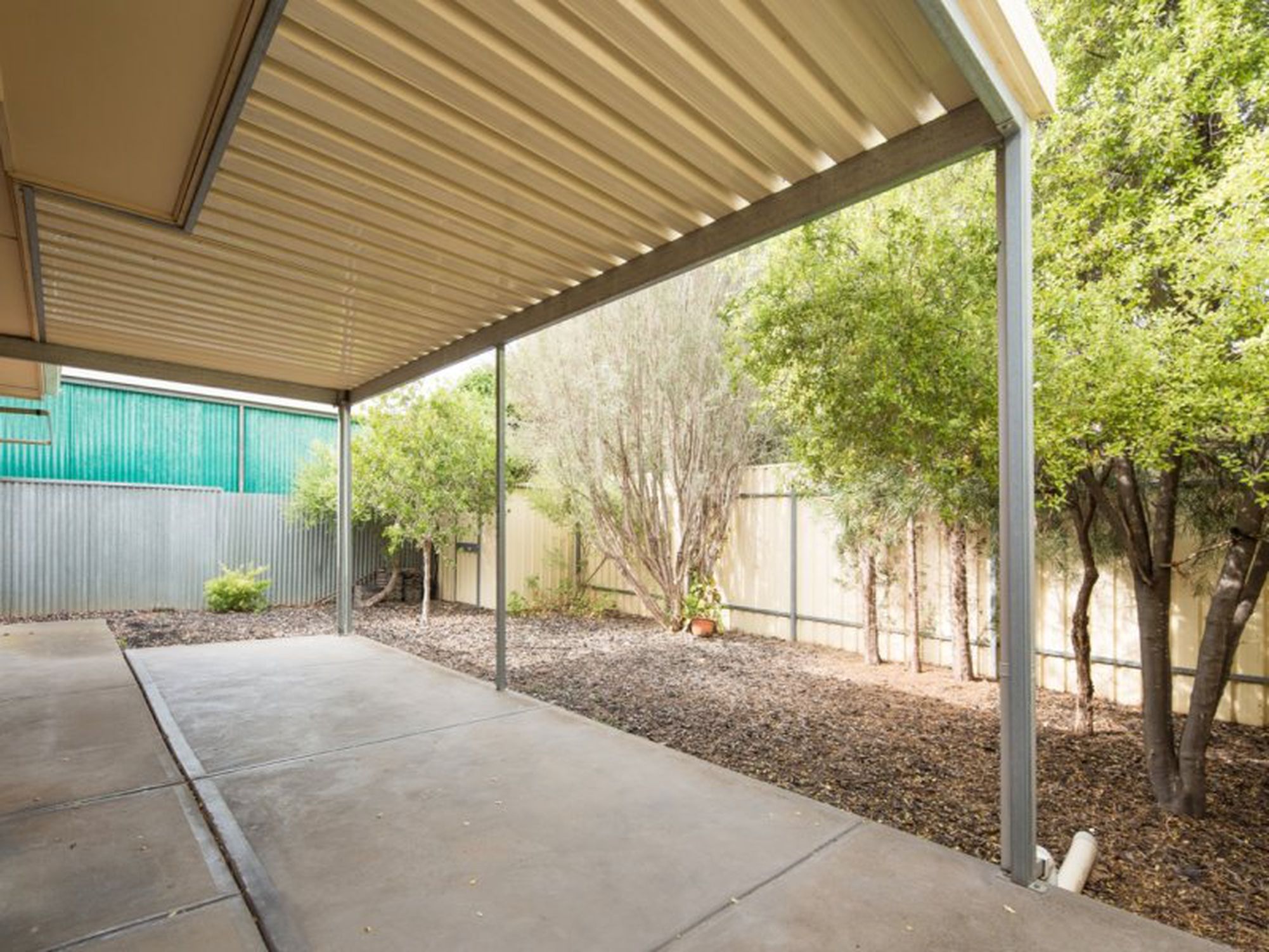 4 scott road, Newton