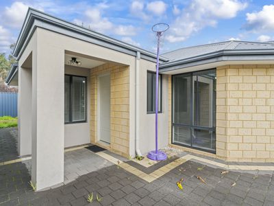 2 / 99 Manning Road, Manning