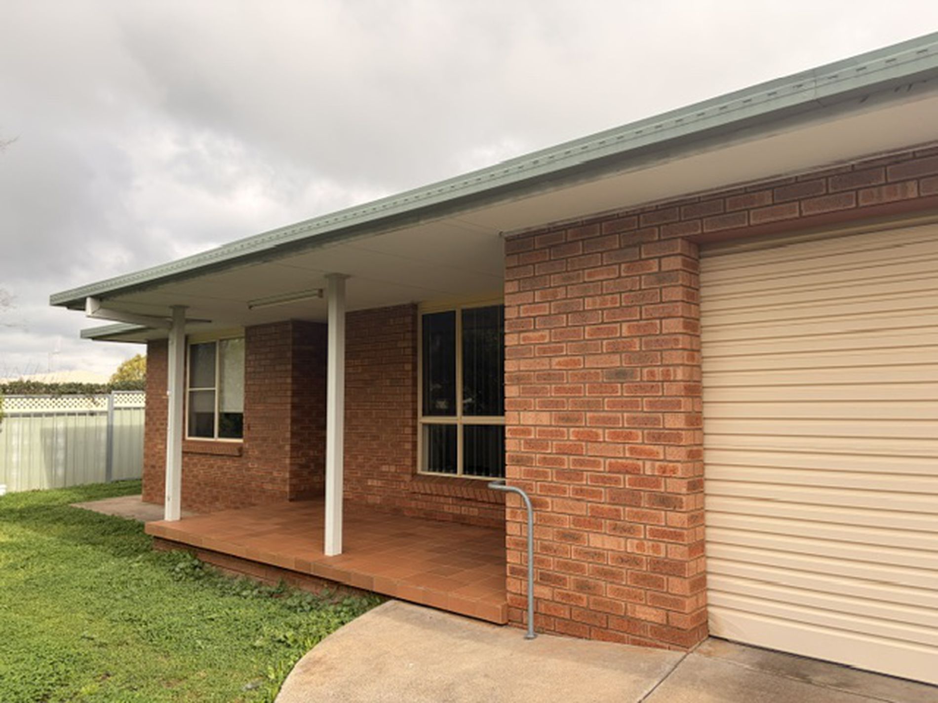 2 / 30 Ebelina Crescent, Parkes
