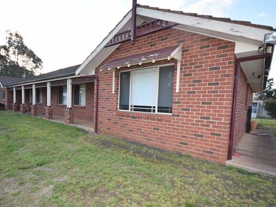 8 Renshaw Drive, Dubbo