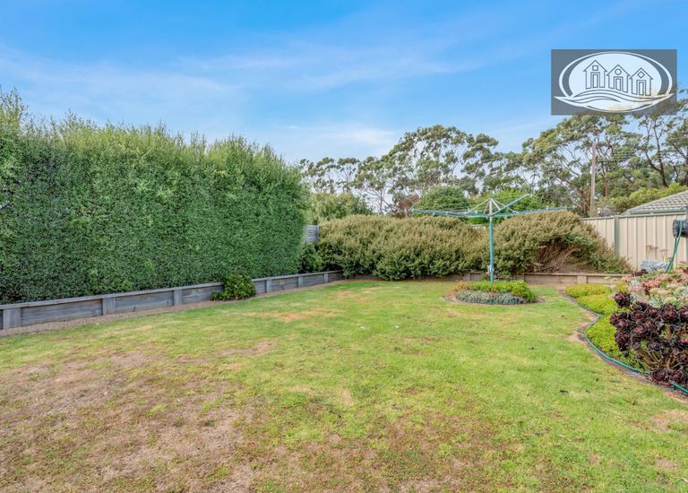 16 Webb Court, Portland