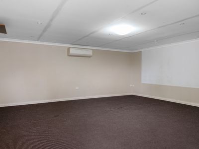 6 Borromei Mews, Somerville