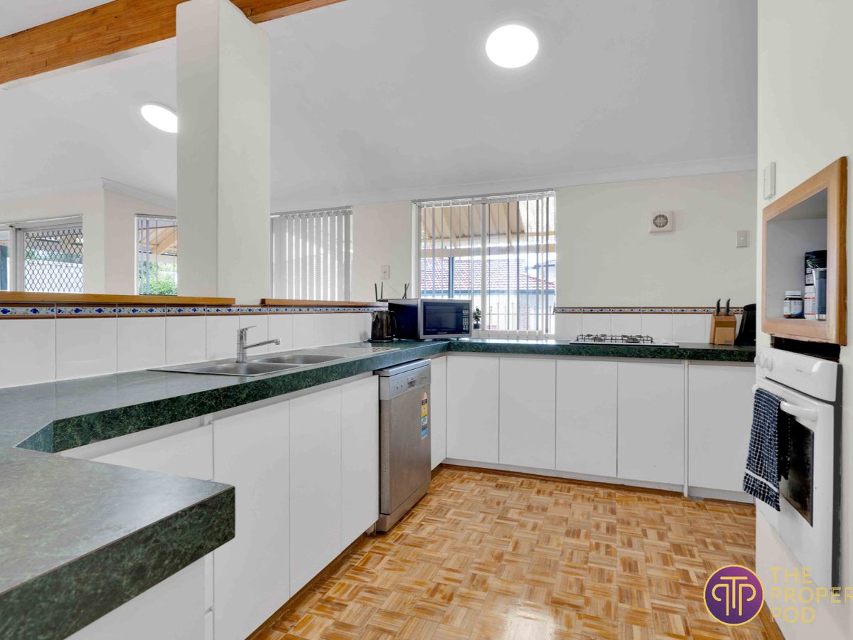 6 Chesham Mews, Canning Vale