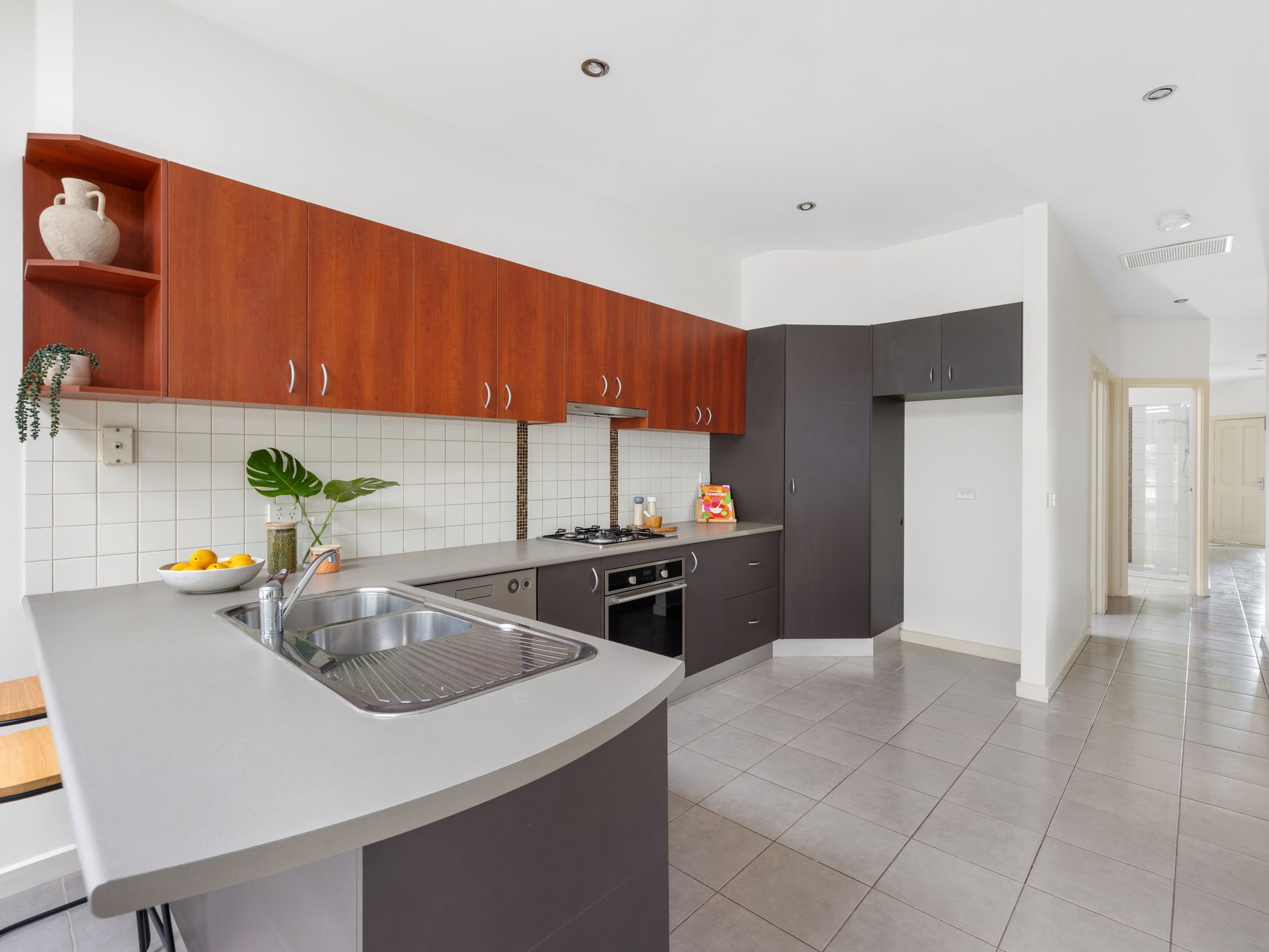 77 Gordon Street, Newport