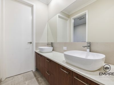 3 Pedro St, Clyde North