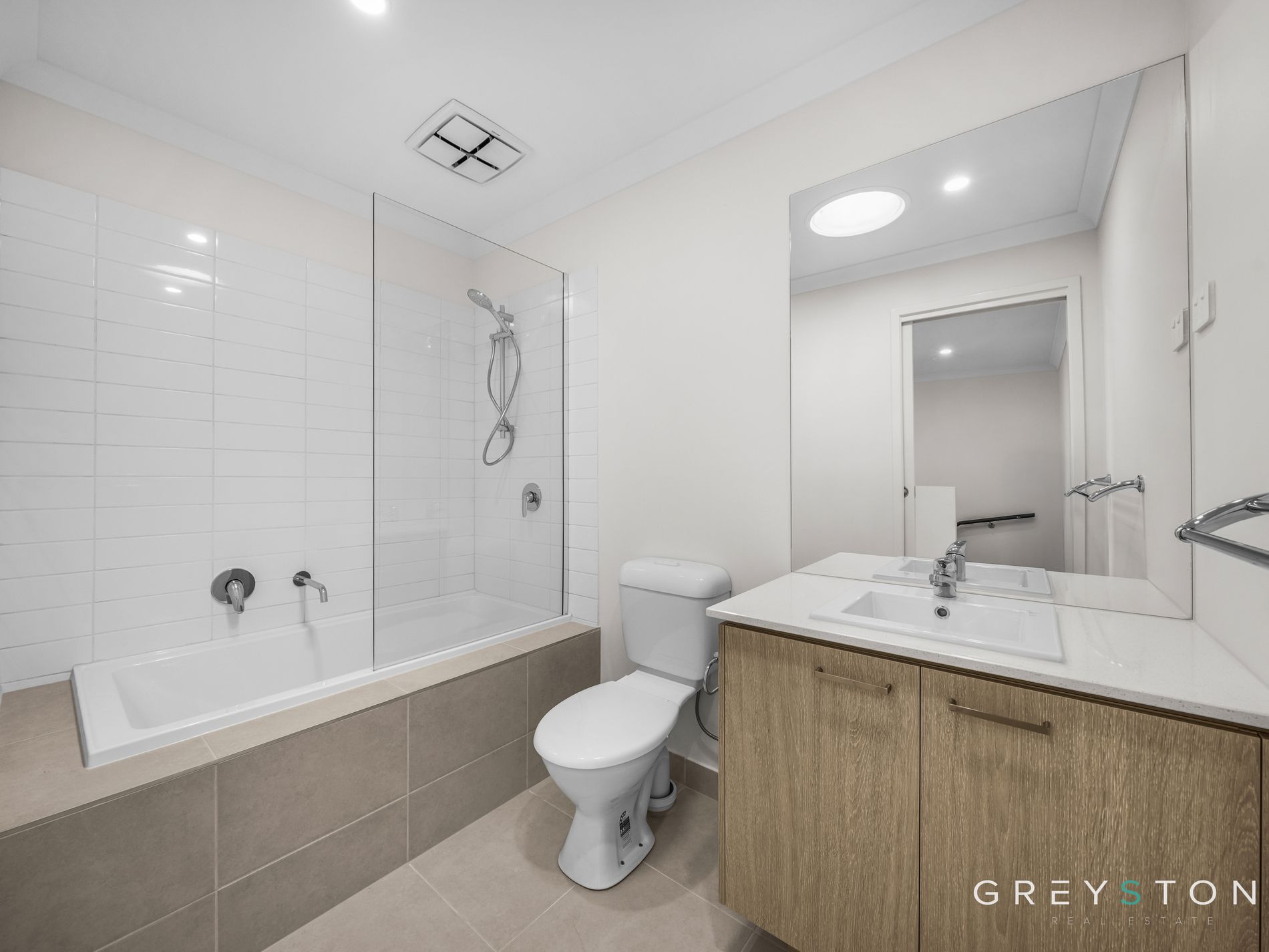 16 Flank Walk, Fraser Rise