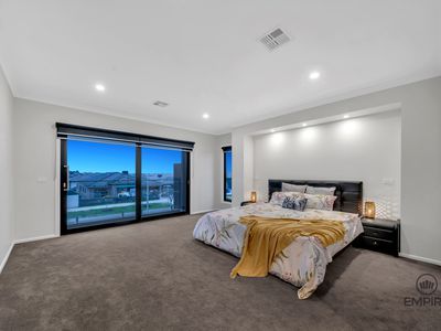 17 Merribrook Boulevard, Clyde