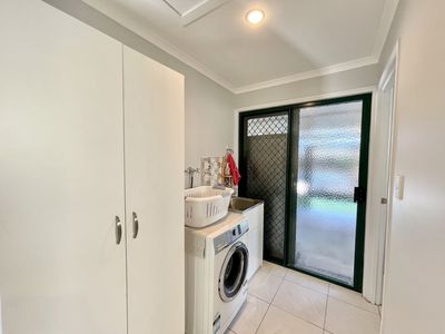 6 King Arthur Court, Urangan