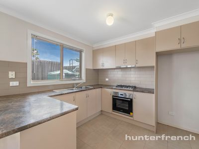 2 / 22 Balmoral Street South, Altona Meadows