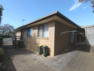 1 / 185A MOORE STREET, Warrnambool