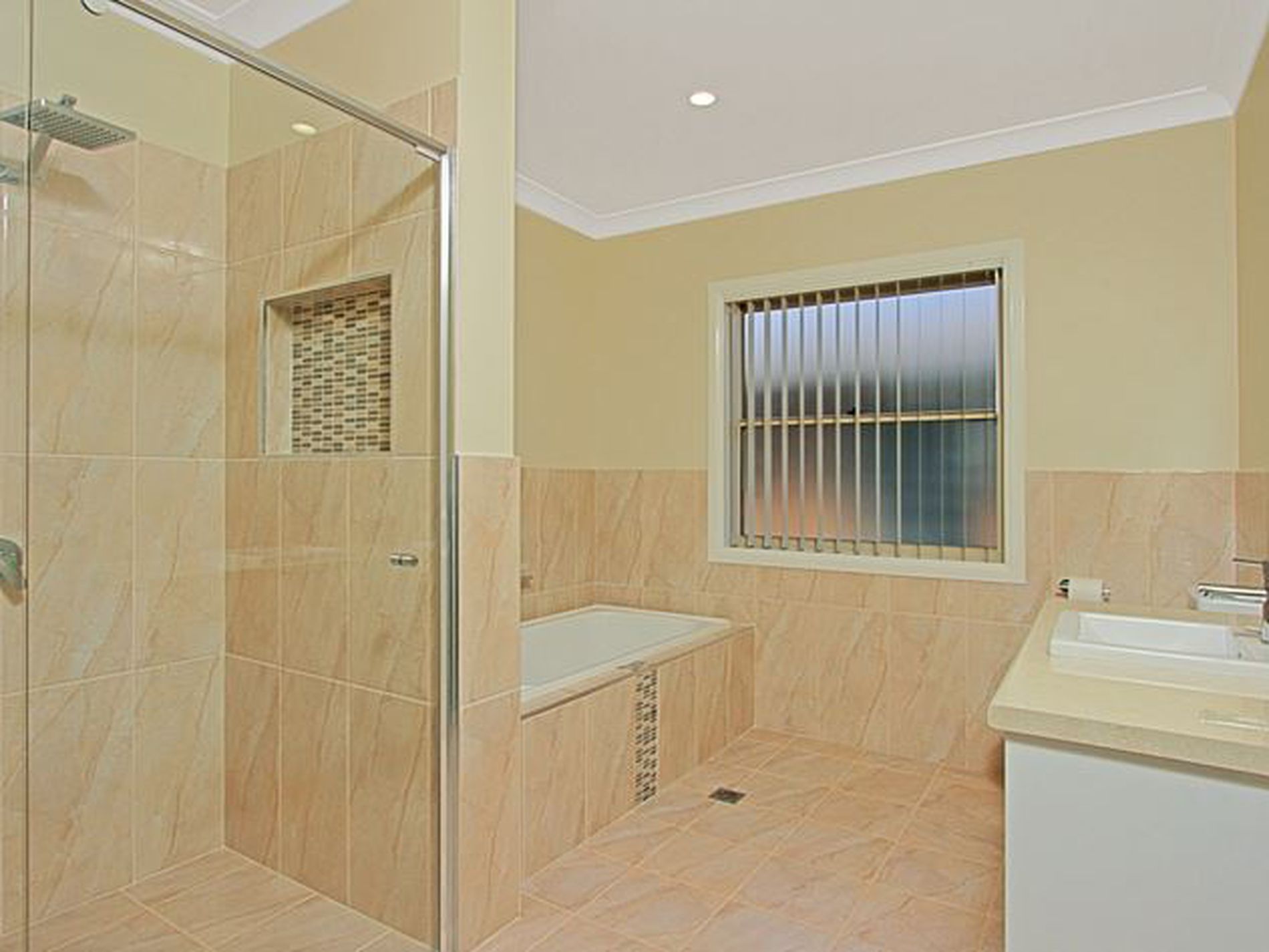 12 Kamala Avenue, Ulladulla